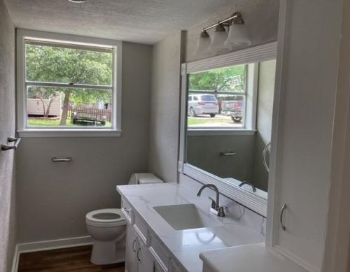 1041 2 St, Bellvue TX 77418-2948 exterior