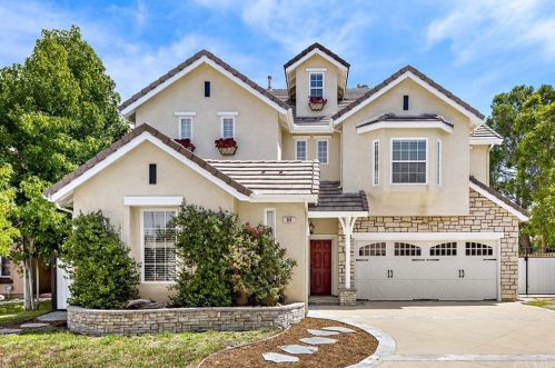 84 Stardance Dr, San Juan Capistrano, CA 92692-5975