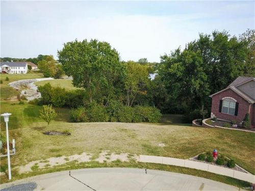 302 Independence Ave, Foster Pond, IL 62298-1289