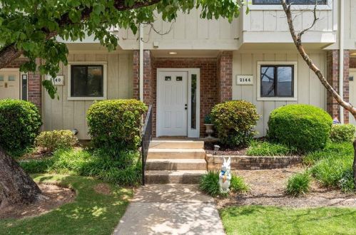 2144 Palmyra Dr, Marietta, GA 30067-6683