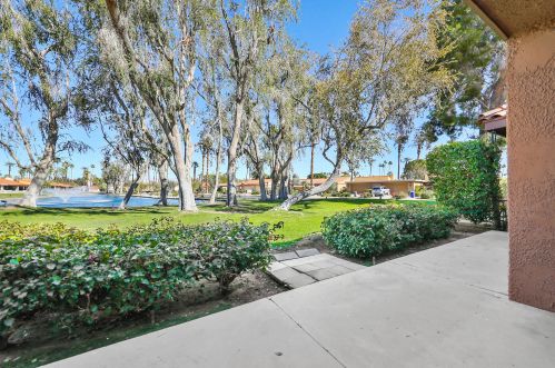 3 Valencia Dr, Rancho Mirage, CA 92270-3829