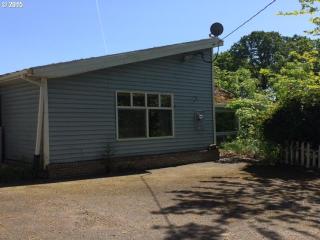 4414 Naef Rd, Portland, OR 97267-4912