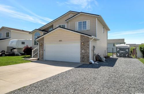 4681 3950, Roy, UT 84067-8834