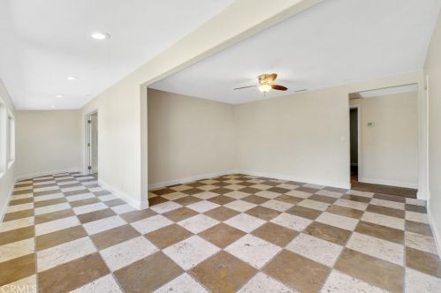 473 Country Hill Rd, Anaheim CA  92808-1353 exterior