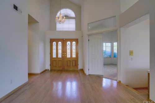 348 Royal Ridge Dr, Anaheim, CA 92807-4050