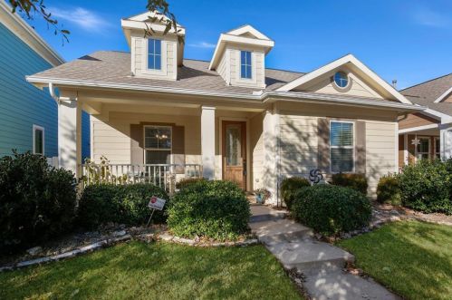 1021 Appalachian Ln, Aubrey, TX 76227-7864