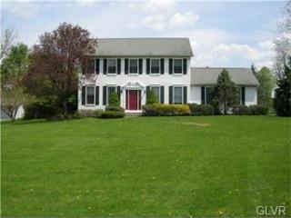 1737 Reading Dr, Bethlehem, PA 18015-5753