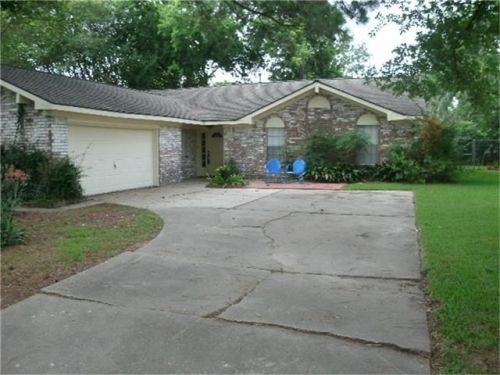 1769 Islander Way, Taylor Lake Village, TX 77586-2940