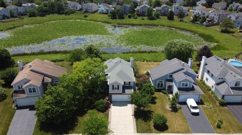 366 Sundance Dr, Hanover Park, IL 60103-5088