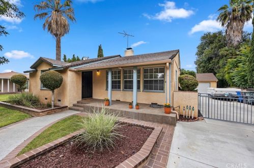 4061 Sequoia St, Riverside, CA 92503-3638