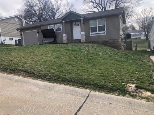612 Banks Dr, Horine, MO 63070-2911