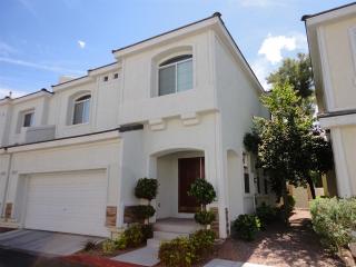 2417 Energized Ct, Henderson NV  89052-5669 exterior