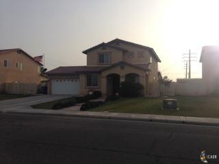 711 1st St, Brawley, CA 92227-3543