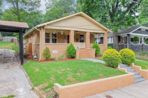 1085 Metropolitan Pkwy, Atlanta GA  30310-3437 exterior