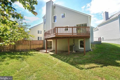 2229 Cherry Leaf Ln, Silver Spring MD 20906-5733 exterior