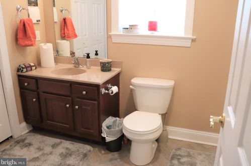 1954 Pickering Trl, Lancaster PA exterior