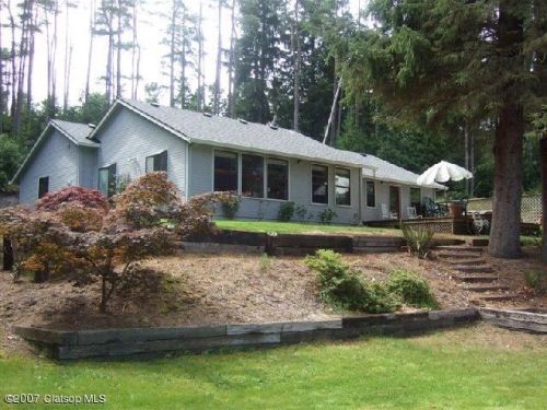 1540 Pine Dr, Warrenton OR  97146-9419 exterior