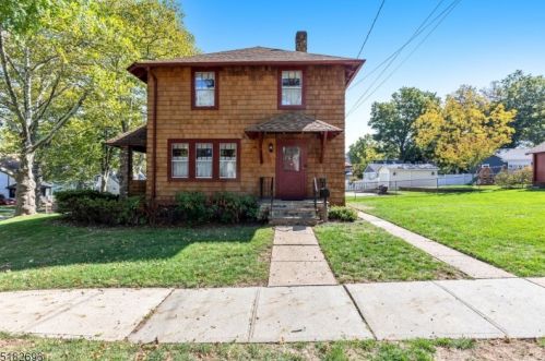 2 Dempster Rd, Chatham Township, NJ 07928-2312