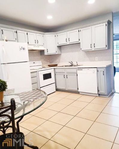 110 William Ct, Jenkinsburg, GA 30234-2441