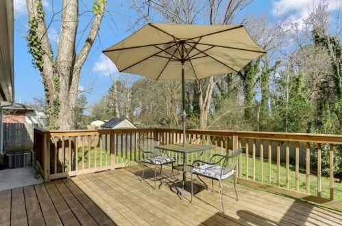1368 Benteen Way, Atlanta GA  30315-3101 exterior