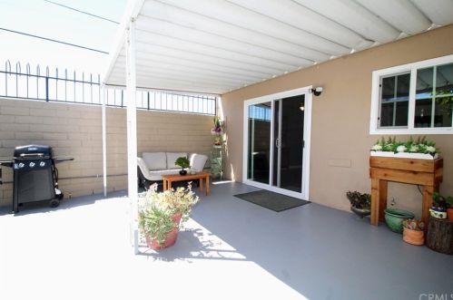 716 Fairhaven St, Anaheim CA  92801-4002 exterior