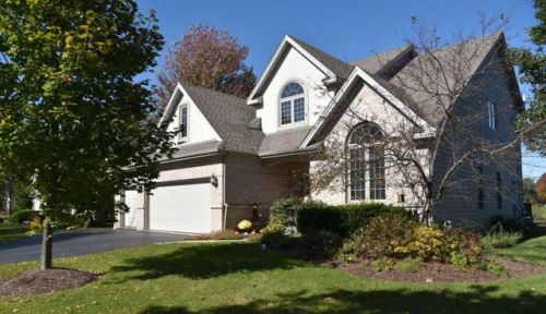 7430 Bittersweet Dr, Gurnee, IL 60031-5108