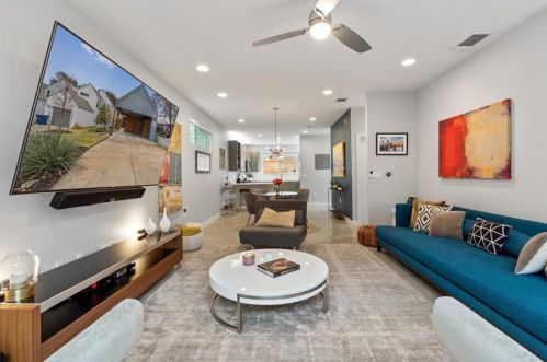 3213 Aldwyche Dr, Austin TX  78704 exterior