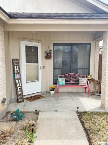 117 Waterford Dr, Victoria, TX 77901-3737