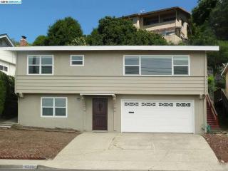 6225 Arlington Blvd, Richmond, CA 94805-1601