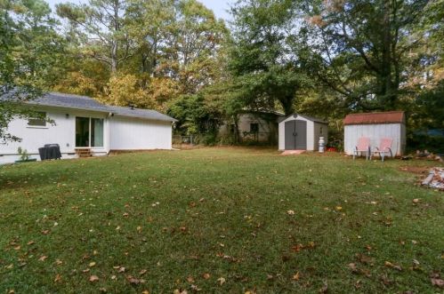2274 Chestnut Log Loop, Lithia Springs GA  30122-3551 exterior