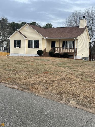 8120 Kara Dr, Gainesville, GA 30506-6839