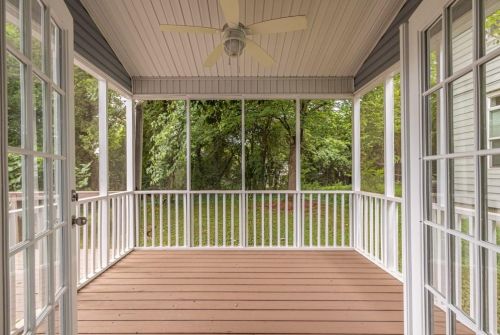 968 Herndon St, Atlanta GA  30318-5263 exterior