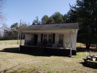 1841 Teague Rd, Powells Crossroads, TN 37397-5995