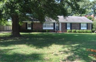 104 Thornoak Dr, Martin, TN 38237-1415