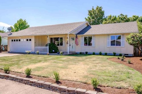 4622 Regal Dr, Salem OR  97301-2033 exterior
