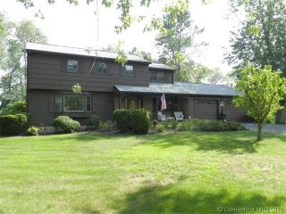 16 Standish Rd, Ellington, CT 06029-3636