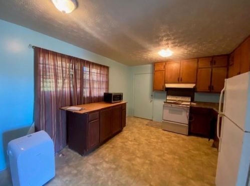 89 Mountain View Cir, Porterdale, GA 30016-6908