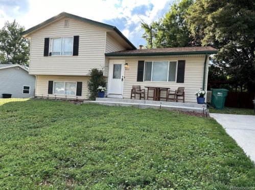 8217 Explorador Calle, Denver CO  80229-5566 exterior
