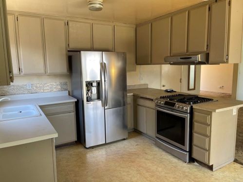 10263 Palm Row Dr, Lakeside, CA 92040-2325