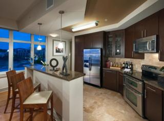 301 Executive Park Blvd, San Francisco CA  94134-3389 exterior