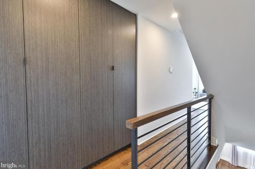 431 20 St, Philadelphia PA 19144-2401 exterior