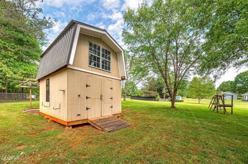 190 Dogwood Trail Dr, Stockbridge GA  30281-5835 exterior