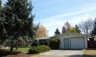 2439 Garland Pl, Medford, OR 97501-4374