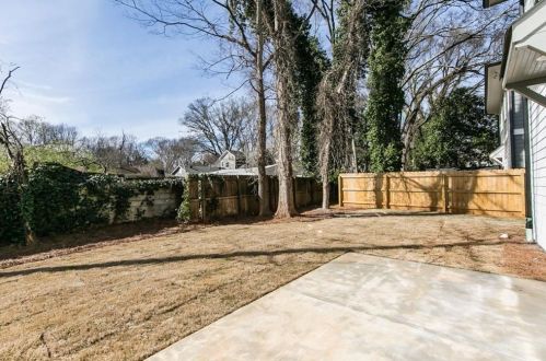 198 Hutchinson St, Atlanta GA  30307-3820 exterior