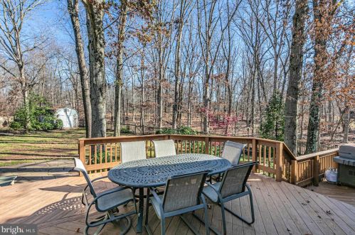 10 Alta Vista Dr, Princeton NJ  08540-7406 exterior