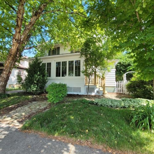 411 Houston St, Batavia, IL 60510-1839