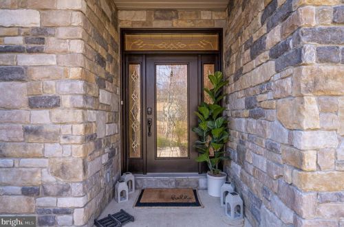 487 Vixen Ln, Gerrardstown WV  25420-4459 exterior
