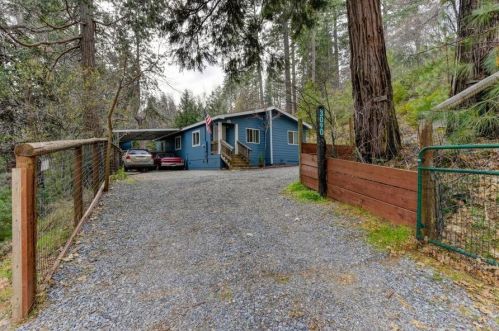 3090 Braden Rd, Snowline Camp, CA 95709-9543