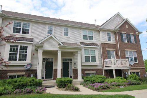 1892 Potomac Ct, Wheeling IL  60090-6704 exterior