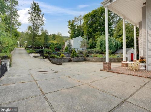 1407 Mahantongo St, Primrose PA 17901-3307 exterior